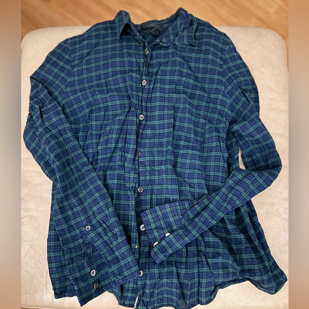 J. Crew Woman’s Button down Sz 6